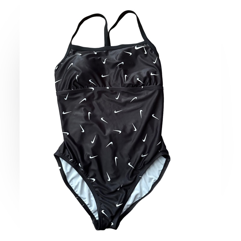 Nike Women's New One Piece Swimsuit NWOT